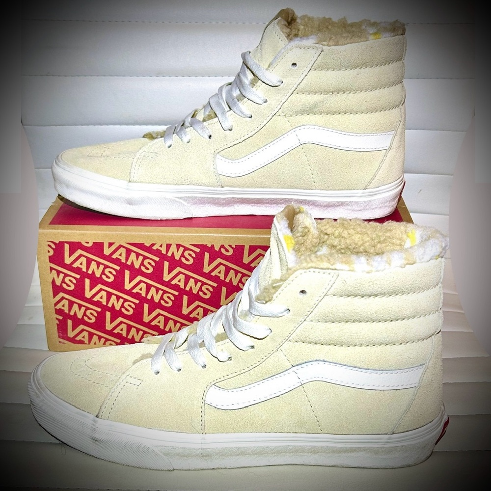 Vans Sk8-Hi Cozy Hug sneakers Biscotti color Sherpa lined men’s size 10.5
